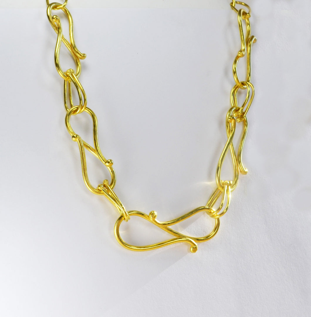 Figure 8 Necklace - Dennis Higgins Jewelry